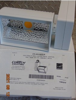 CONTECH CTL18 STEALTH VERTICAL LIGHTER TRACK 31W 3500K DIMMABLE WHITE